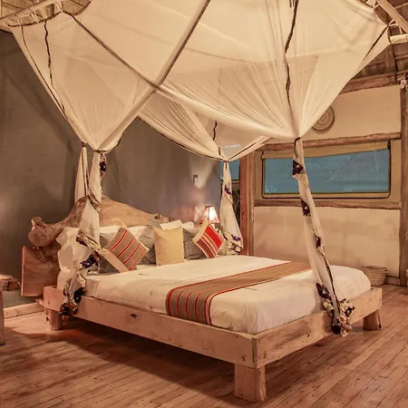 Embogo Safari Lodges Katoke Exterior photo