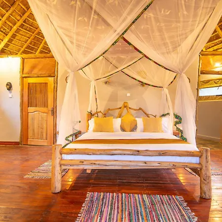 Embogo Safari Lodges Katoke Exterior photo