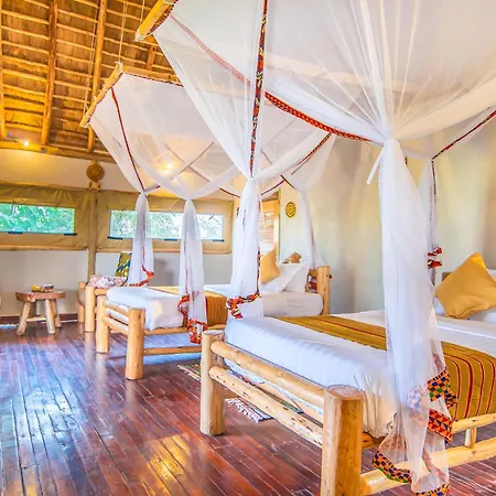 Embogo Safari Lodges Katoke Exterior photo