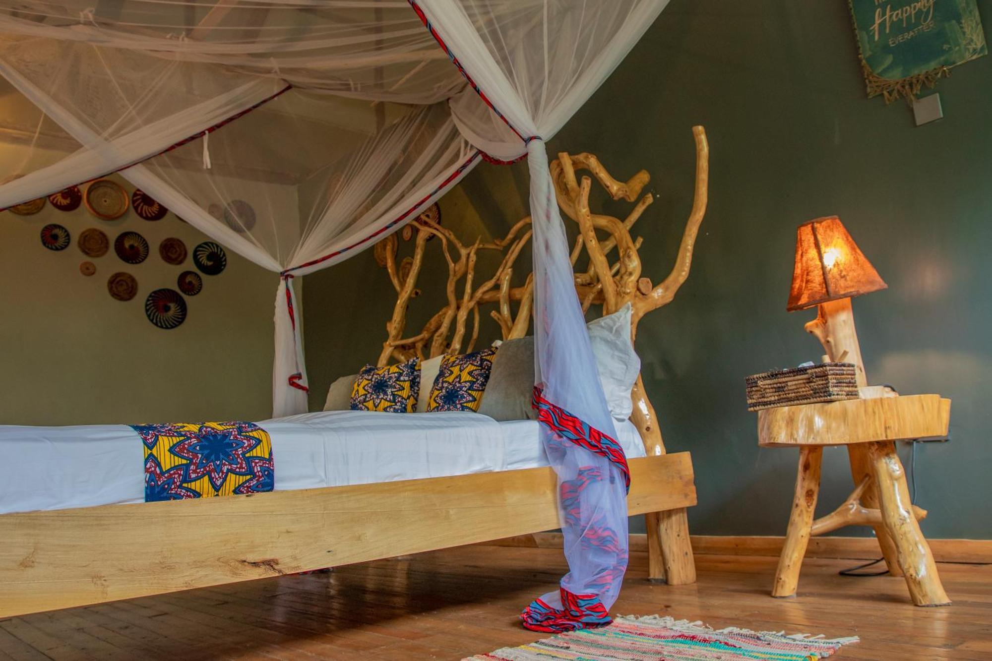 Embogo Safari Lodge