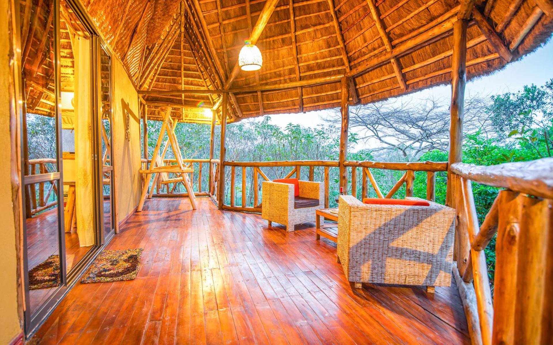 Embogo Safari Lodge *